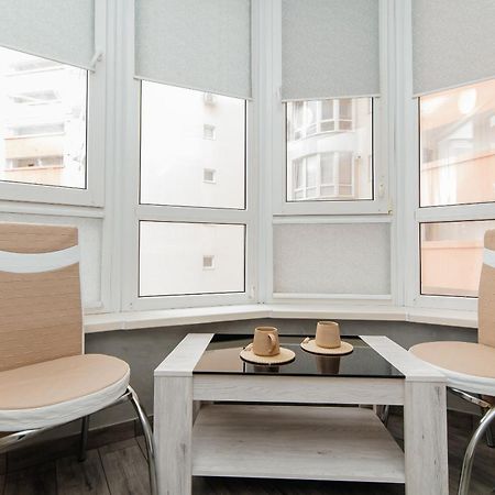 Apartamento Luxrent Chisináu Exterior foto
