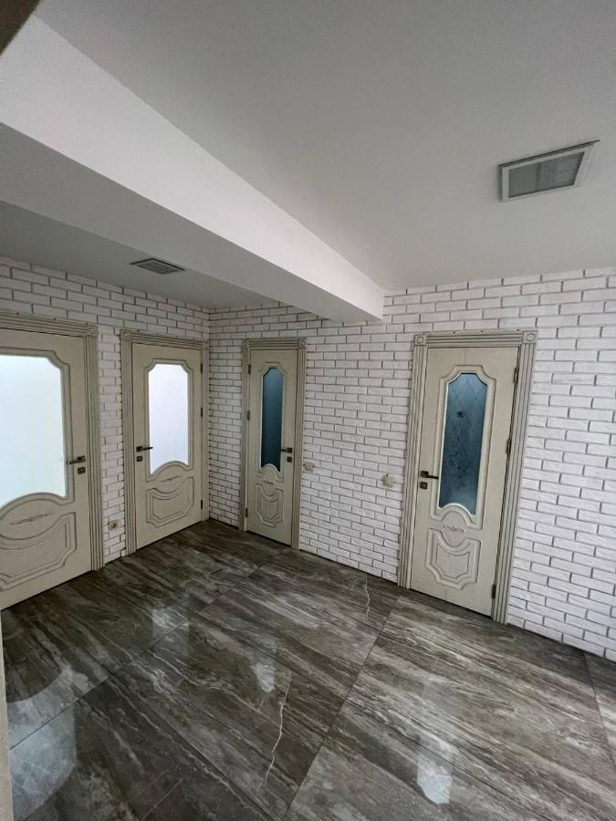 Apartamento Luxrent Chisináu Exterior foto