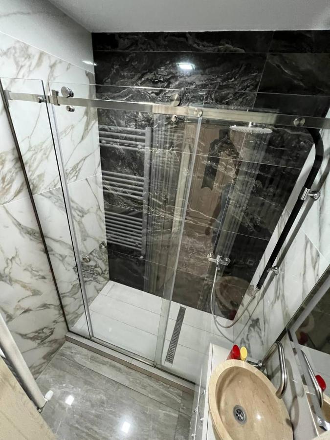 Apartamento Luxrent Chisináu Exterior foto